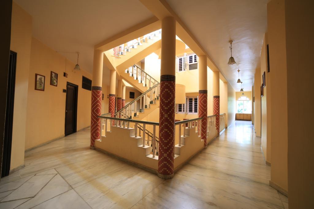 Hotel Maganji'S Mount Abu Exterior photo