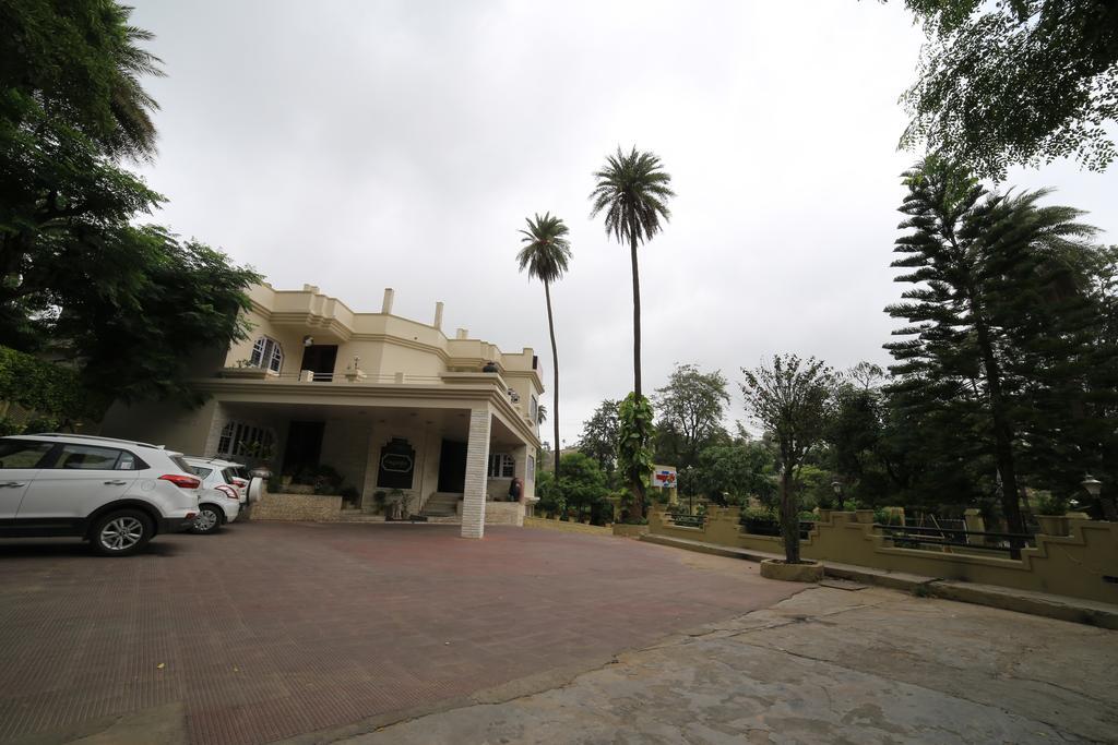 Hotel Maganji'S Mount Abu Exterior photo
