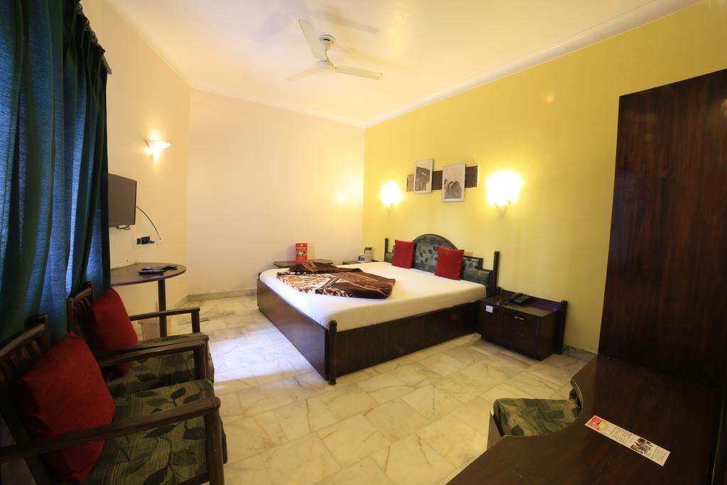 Hotel Maganji'S Mount Abu Exterior photo