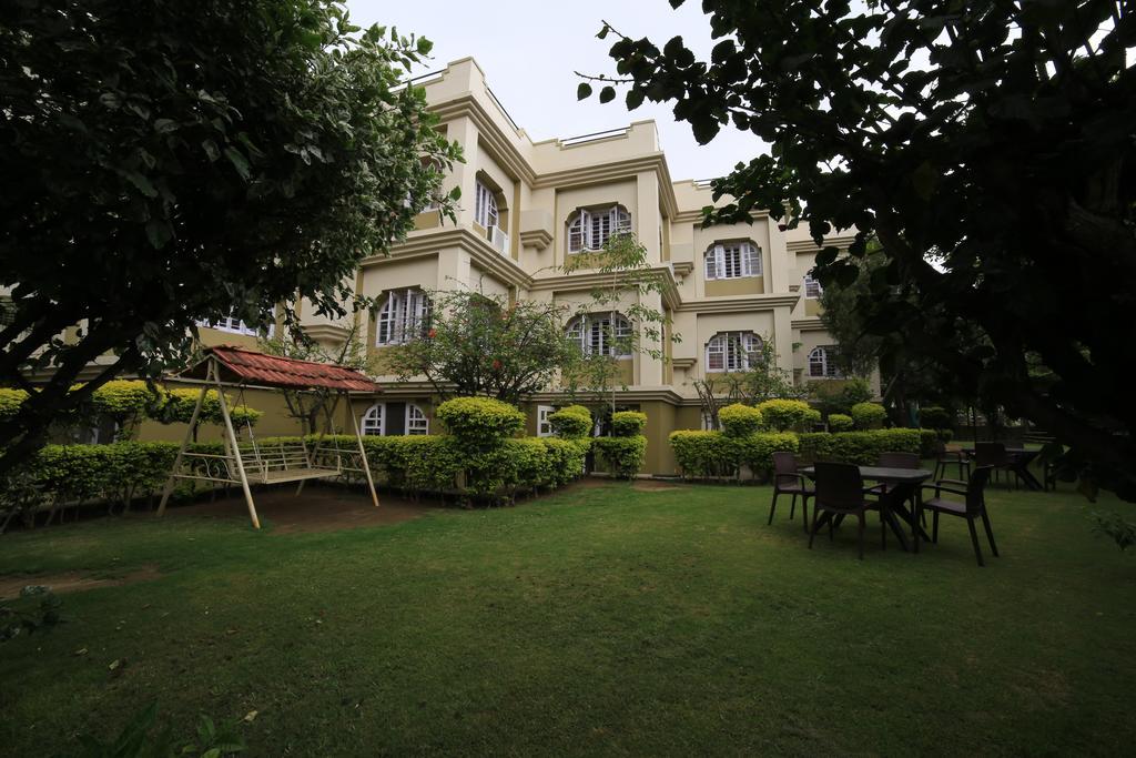 Hotel Maganji'S Mount Abu Exterior photo