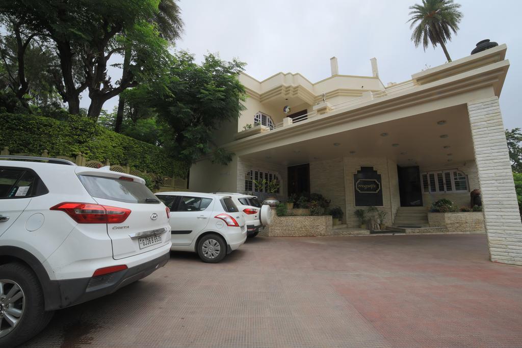 Hotel Maganji'S Mount Abu Exterior photo